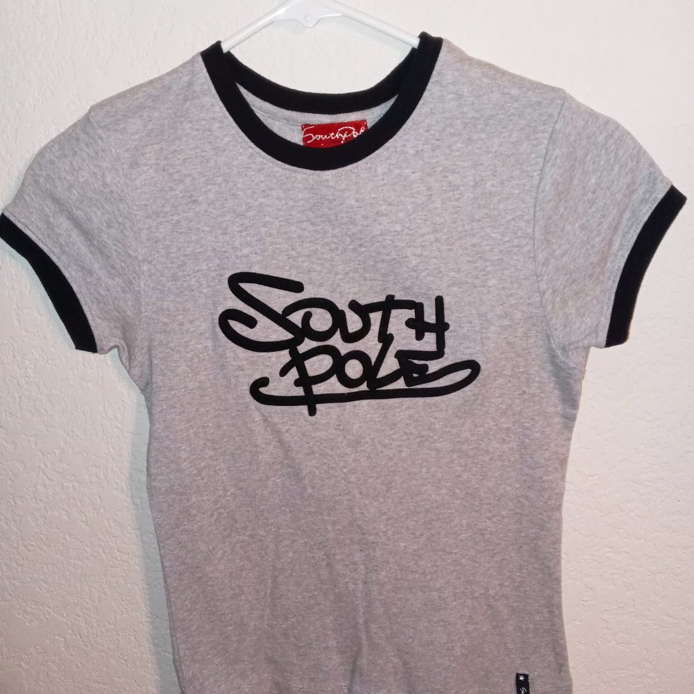 SOUTHPOLE NWOT JUNIORS GREY W BLACK TRIM T SHIRT SZ SM